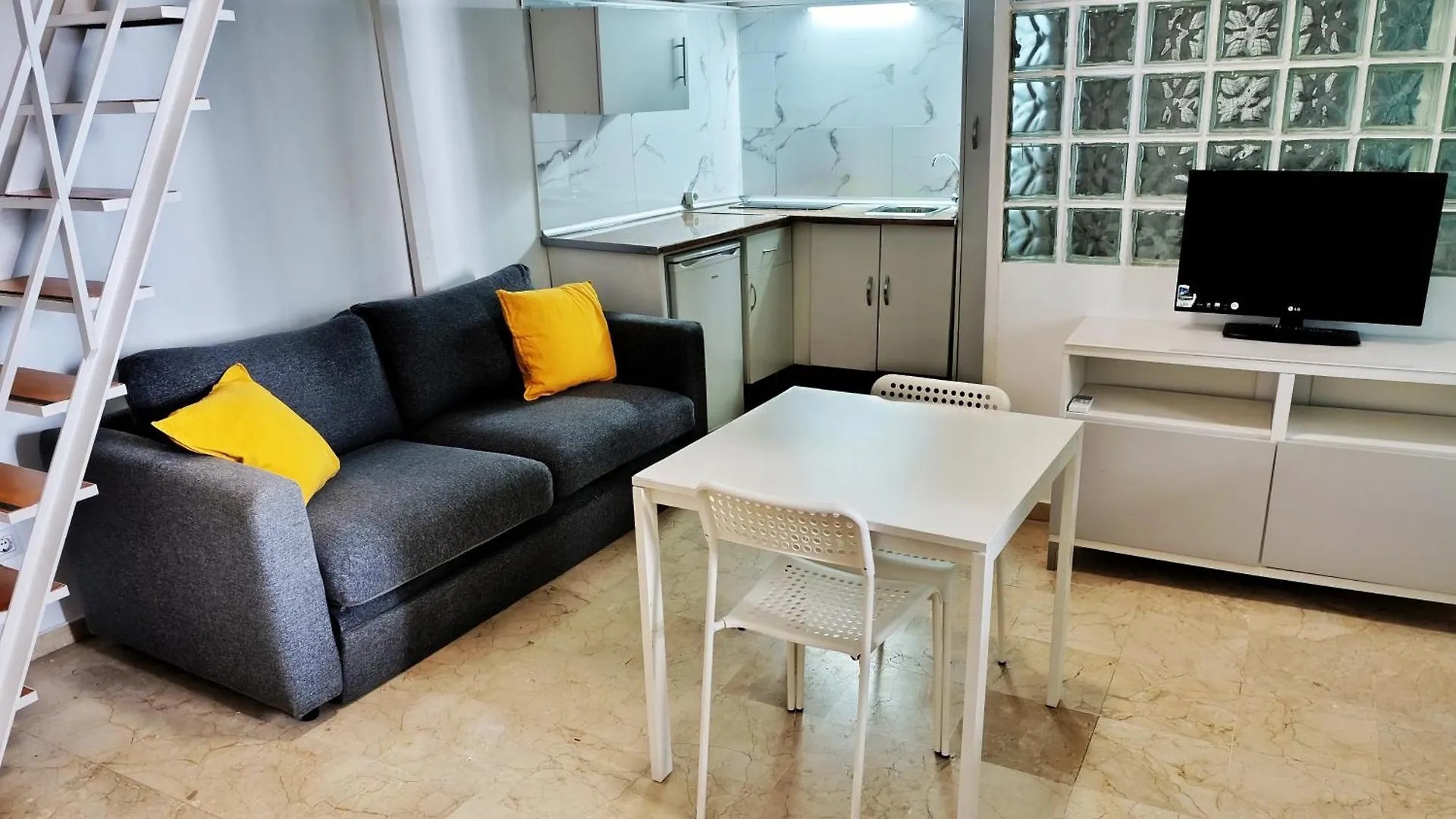 Apartment Serendib Seville